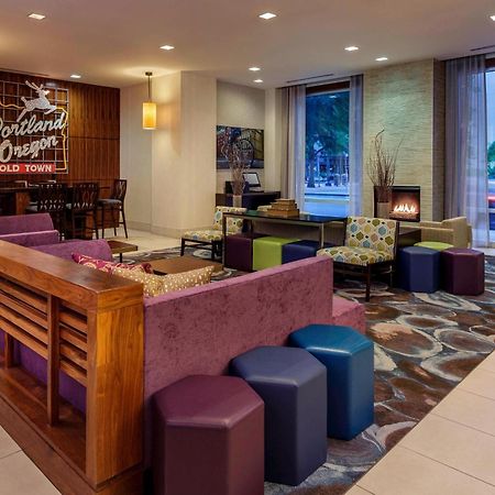 Courtyard By Marriott Portland City Center Exterior photo