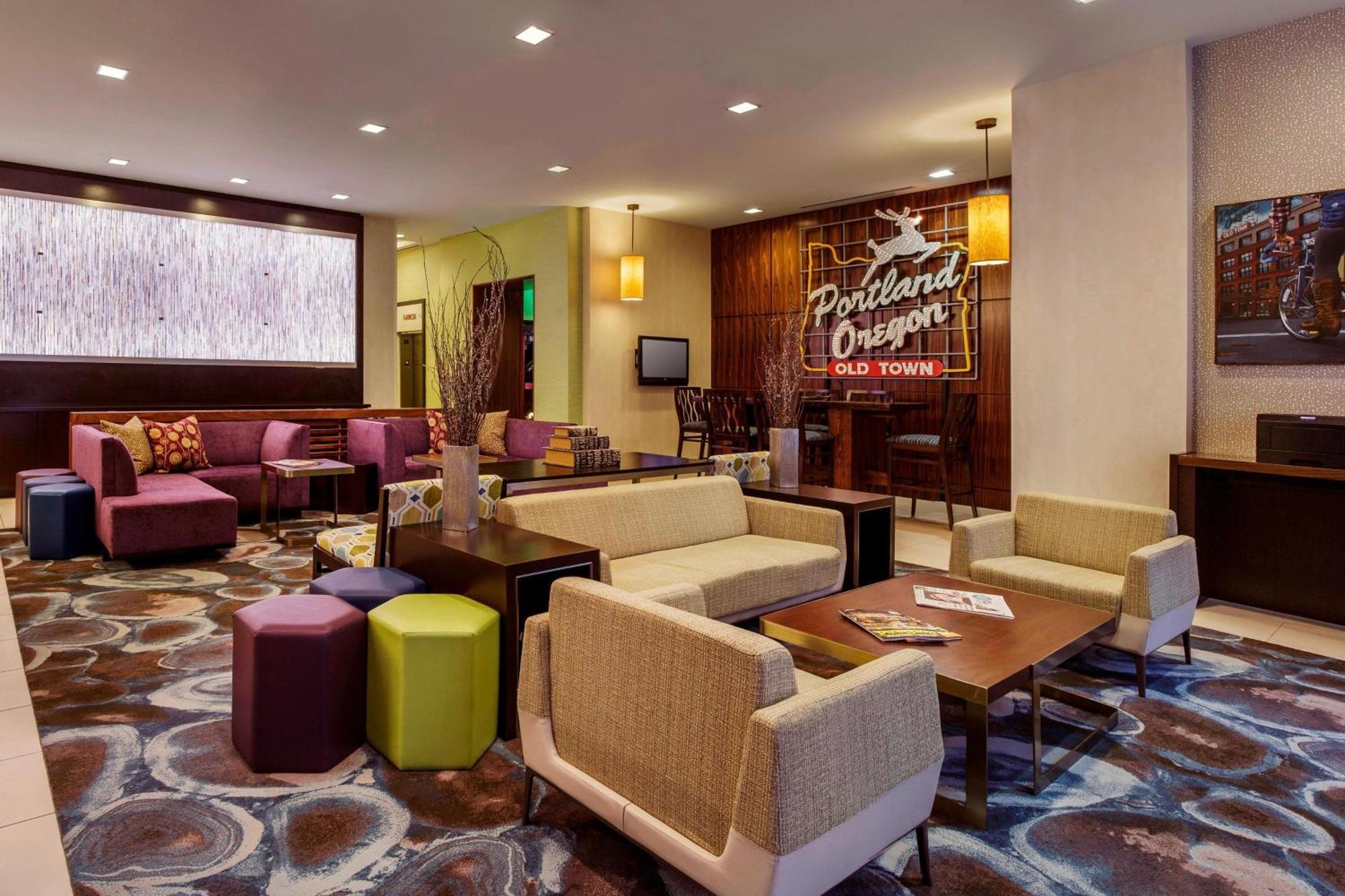 Courtyard By Marriott Portland City Center Exterior photo